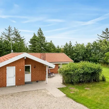 Vakantiehuis Salla - 1-2km From The Sea By Interhome