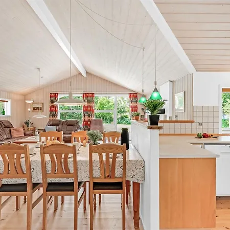 Salla - 1-2km From The Sea By Interhome בית נופש *