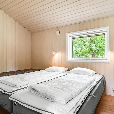 בית נופש Salla - 1-2km From The Sea By Interhome בלבאנד