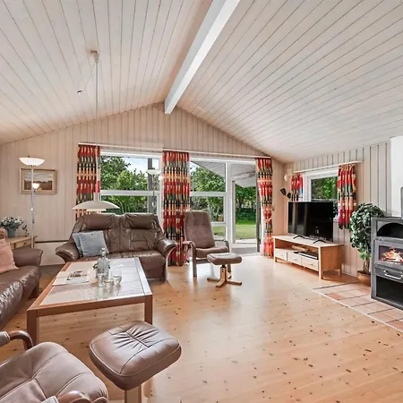 Salla - 1-2km From The Sea By Interhome בית נופש